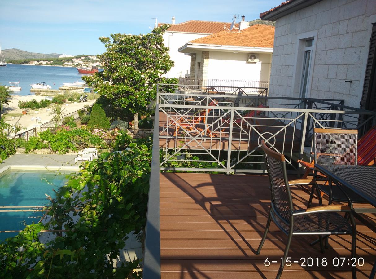 Apartments Gina โตรกีร์ ภายนอก รูปภาพ